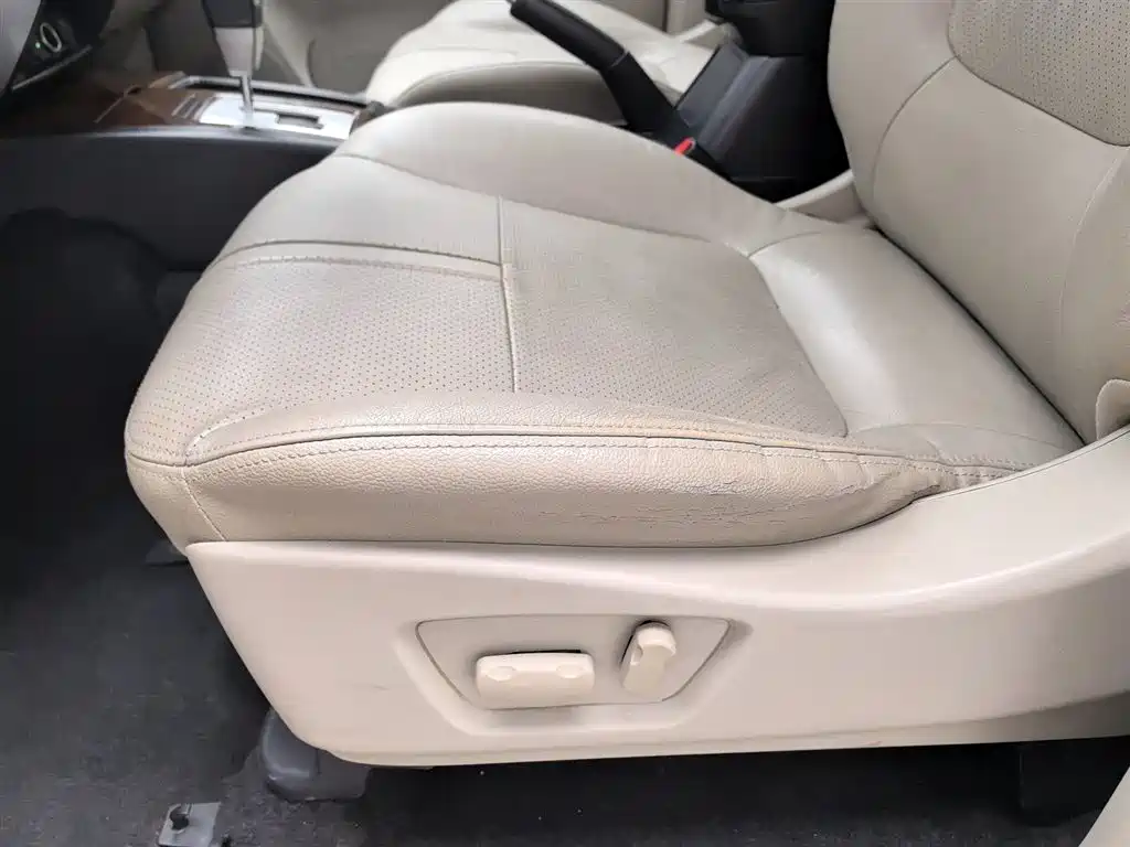 Mitsubishi Pajero Sport 2013 3.0L Automatic 2WD Luxury фото 20
