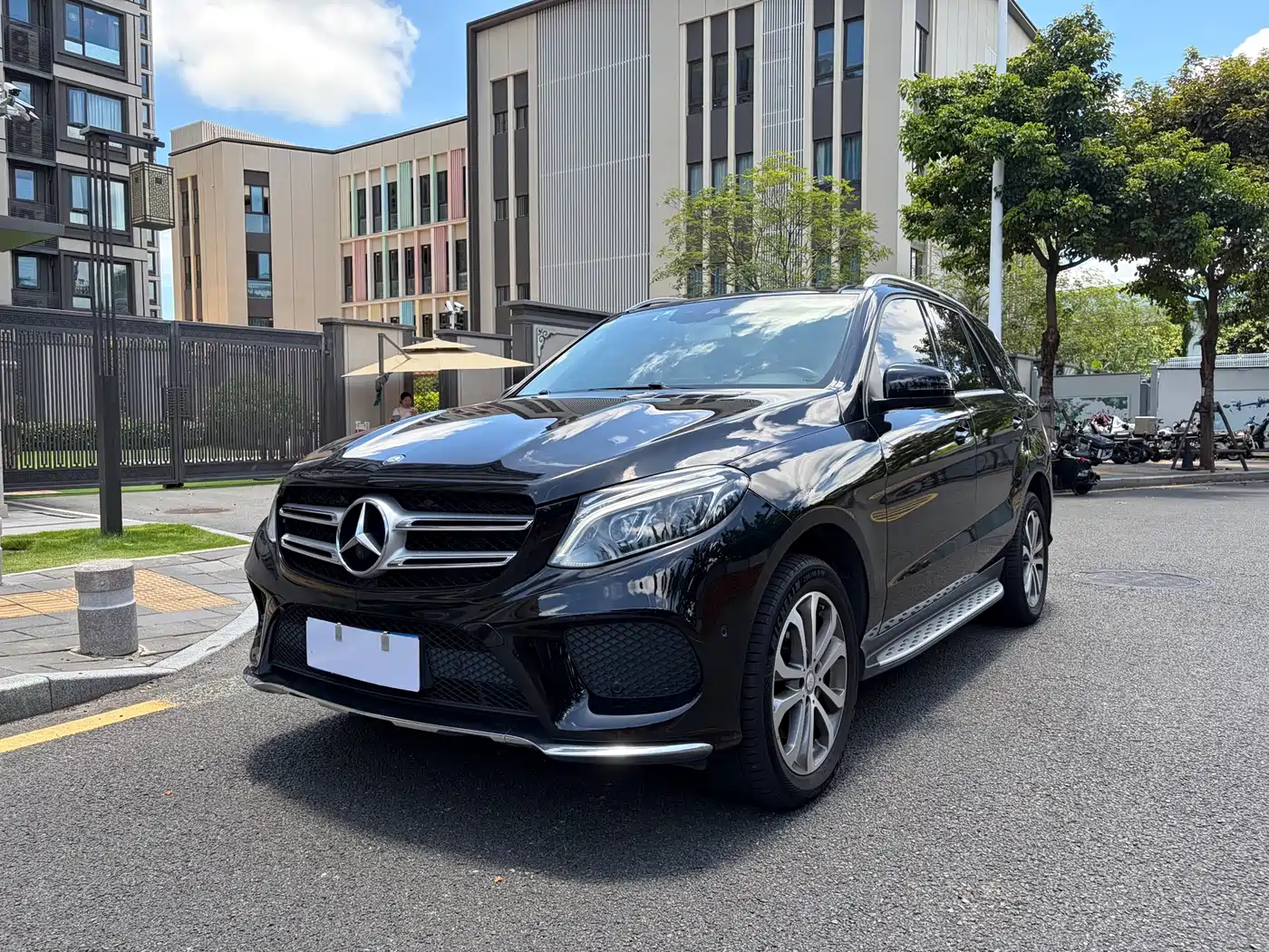 Mercedes-Benz GLE 2016 2016 GLE 320 4MATIC Luxury
