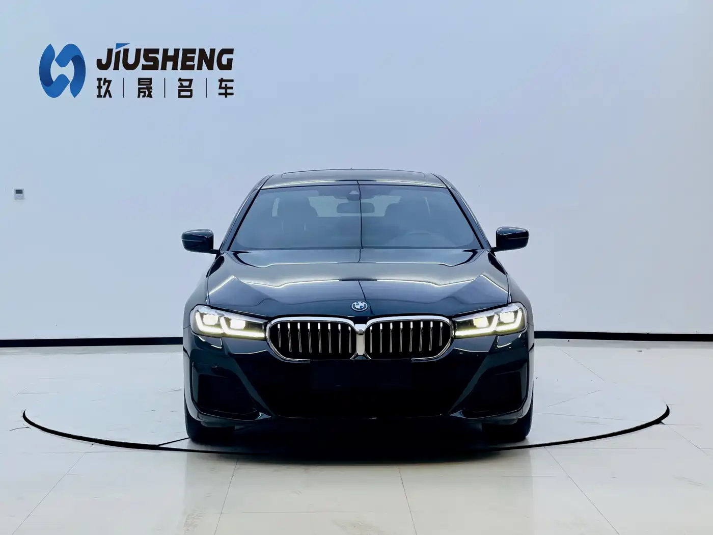 BMW 5 Series New Energy 2022 Facelift 535Le M Sport Package фото 2