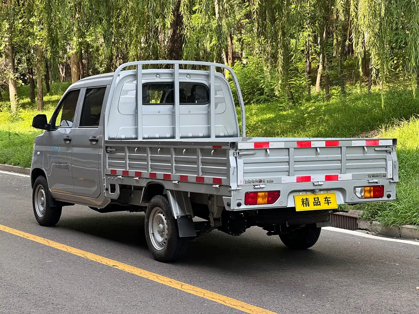 Wuling Motors Wuling Rongguang New Truck 2025 2023 1.5L Double Cab Extended Basic Model LAR