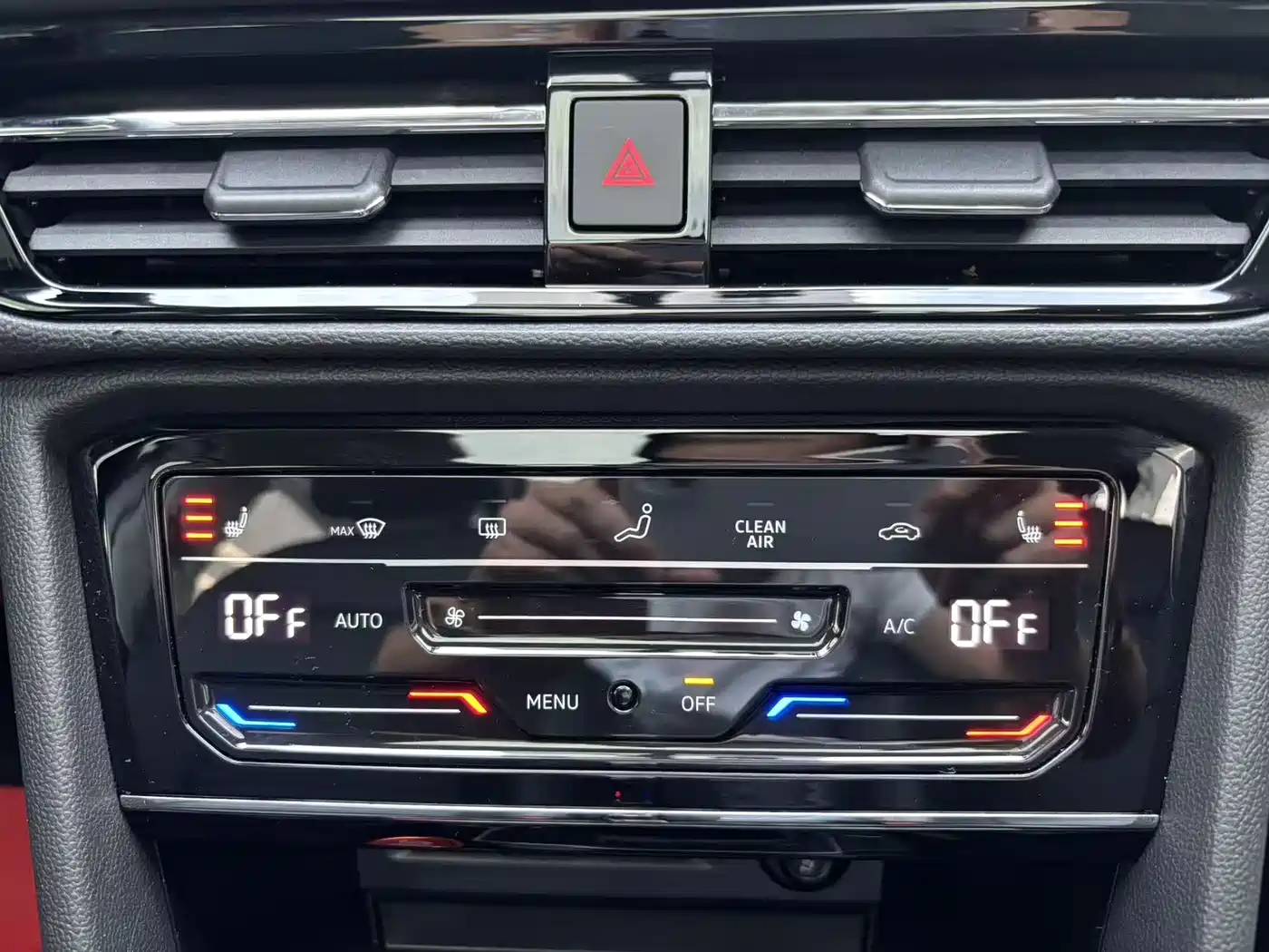 Volkswagen Tharu 2022 280TSI FWD Luxury Edition фото 8