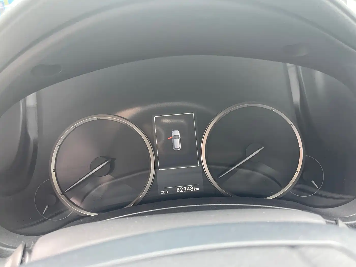 Lexus NX 2020 300h FWD F Sport China VI фото 17