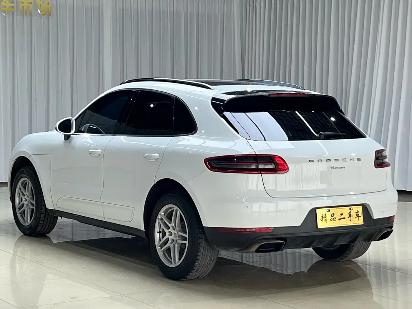 Porsche Macan 2016 Macan 2.0T фото 5