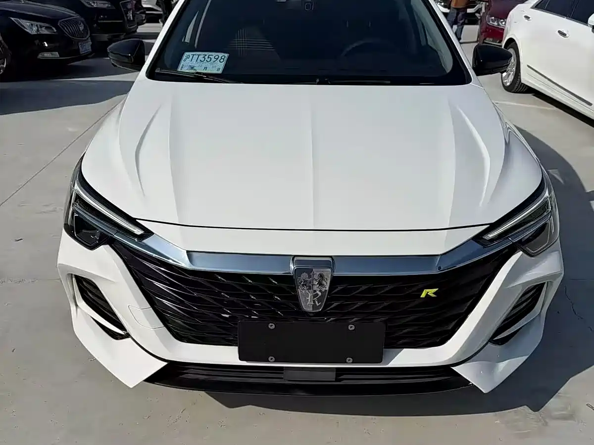 Фото 1 - Roewe i6 MAX EV