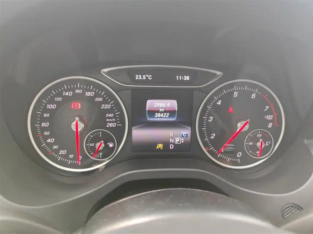 Mercedes-Benz A-Class (Import) 2017 Facelift A 200 Dynamic фото 5