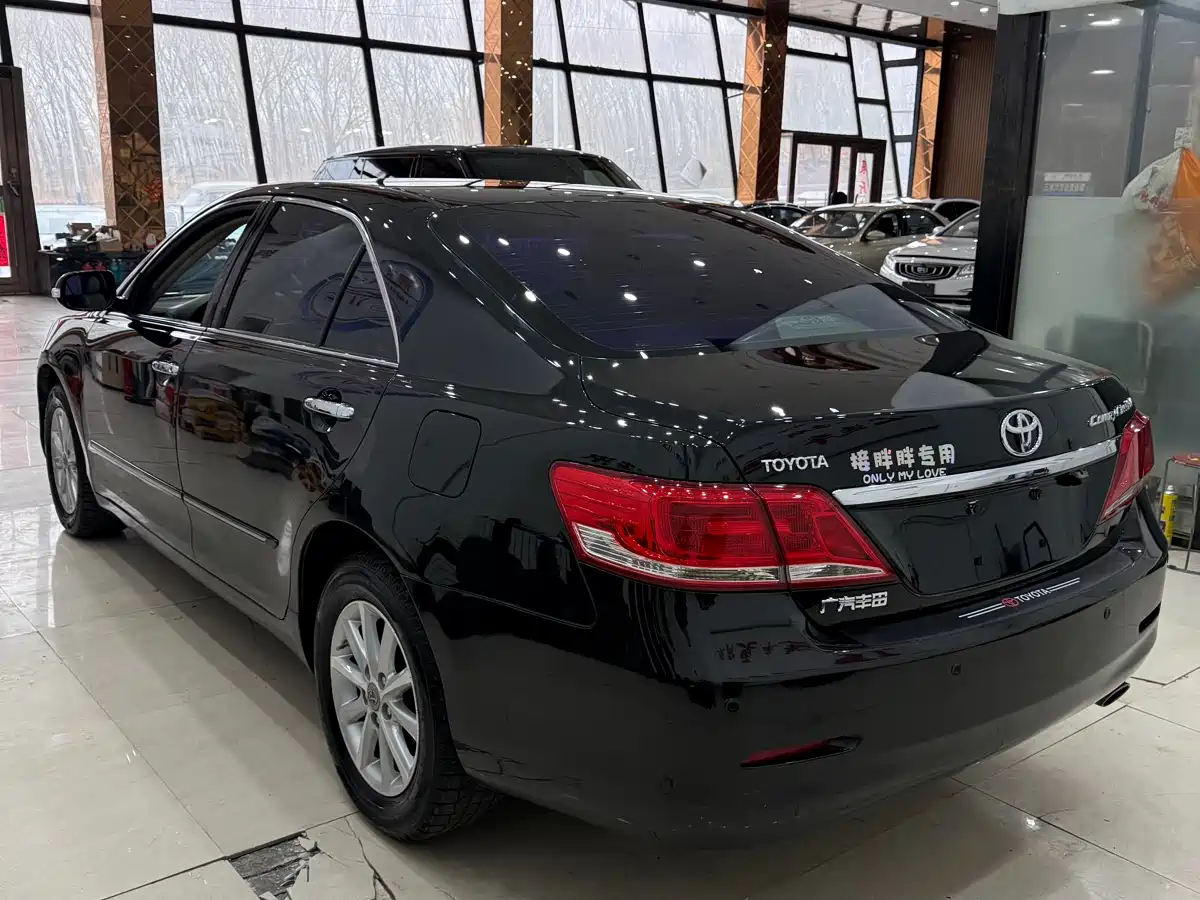 Toyota Camry 2013 200G Classic Luxury Edition фото 3