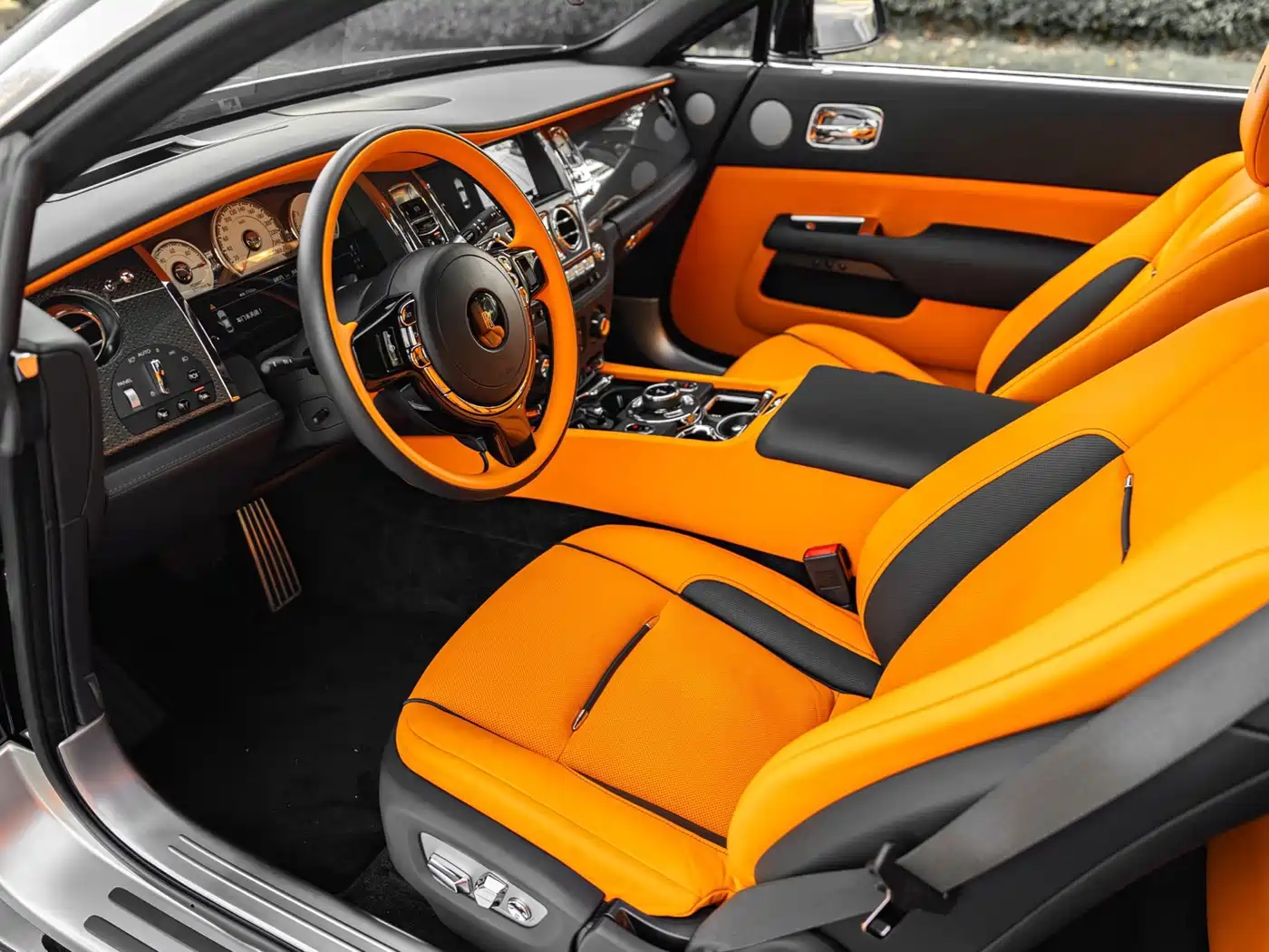 Rolls-Royce Wraith 2018 6.6T Black Badge фото 11