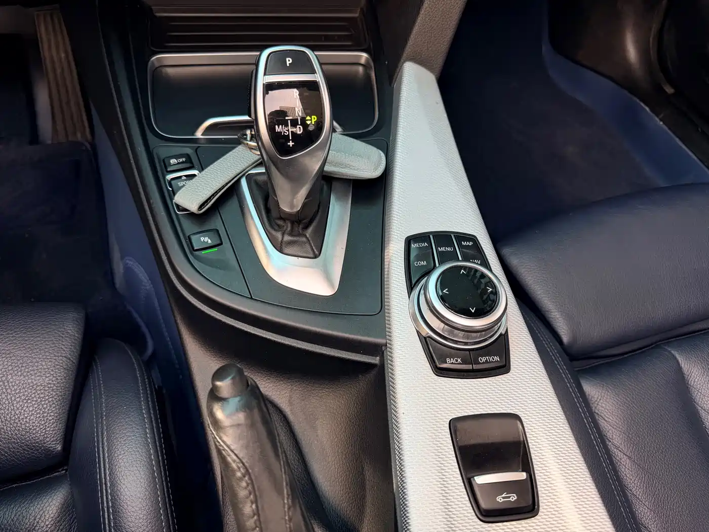 BMW 4 Series 2017 425i Convertible M Sport Package фото 15