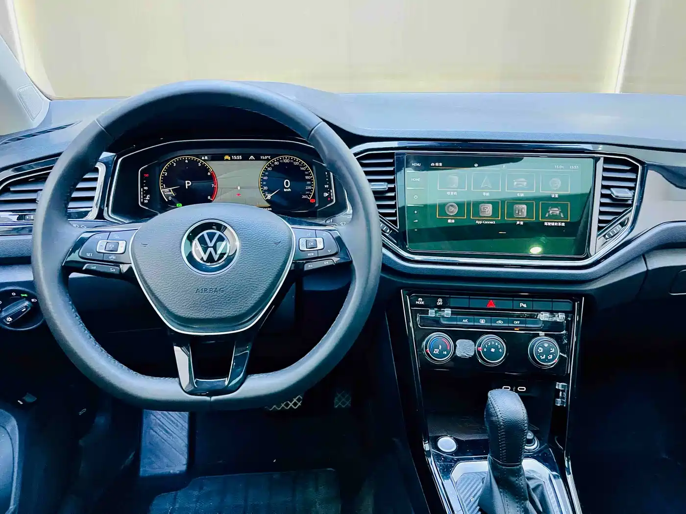Volkswagen T-ROC 2022 280TSI DSG 2WD Comfort PLUS фото 11