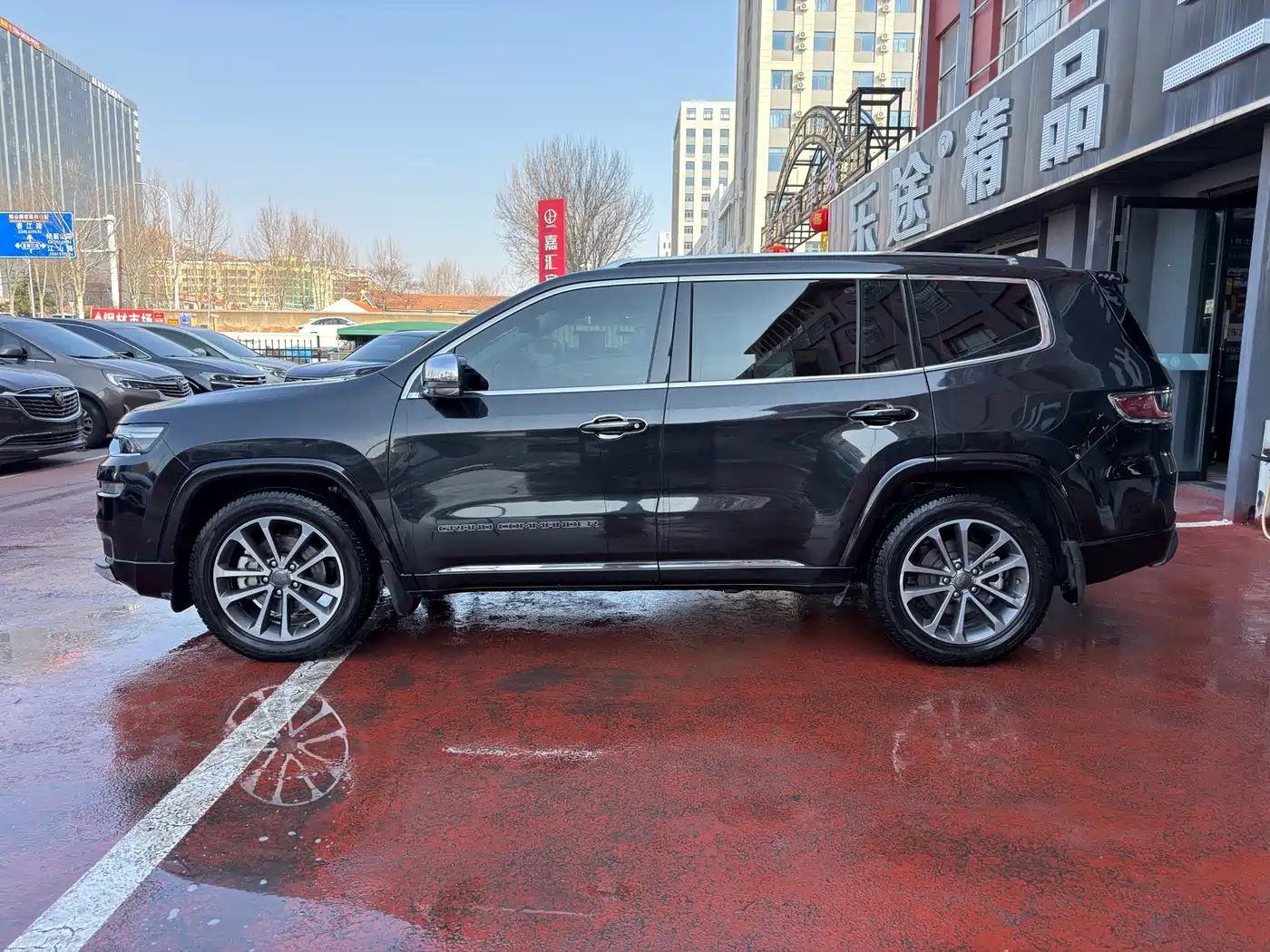 JEEP GRAND COMMANDER