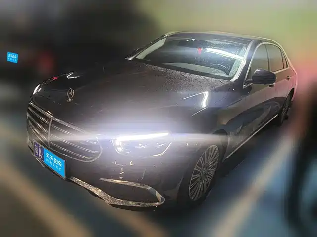 Mercedes-Benz E-Class 2023 E 300 L Luxury — фото 1
