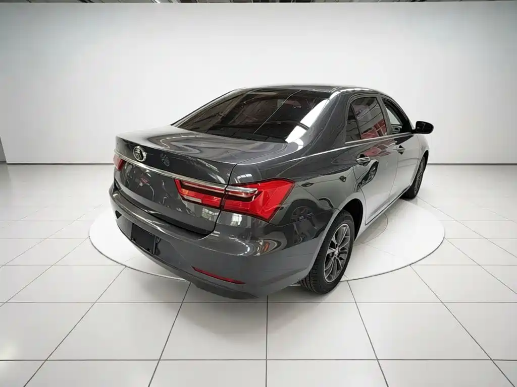 BYD Qin 2020 2019 1.5L Manual Luxury Edition