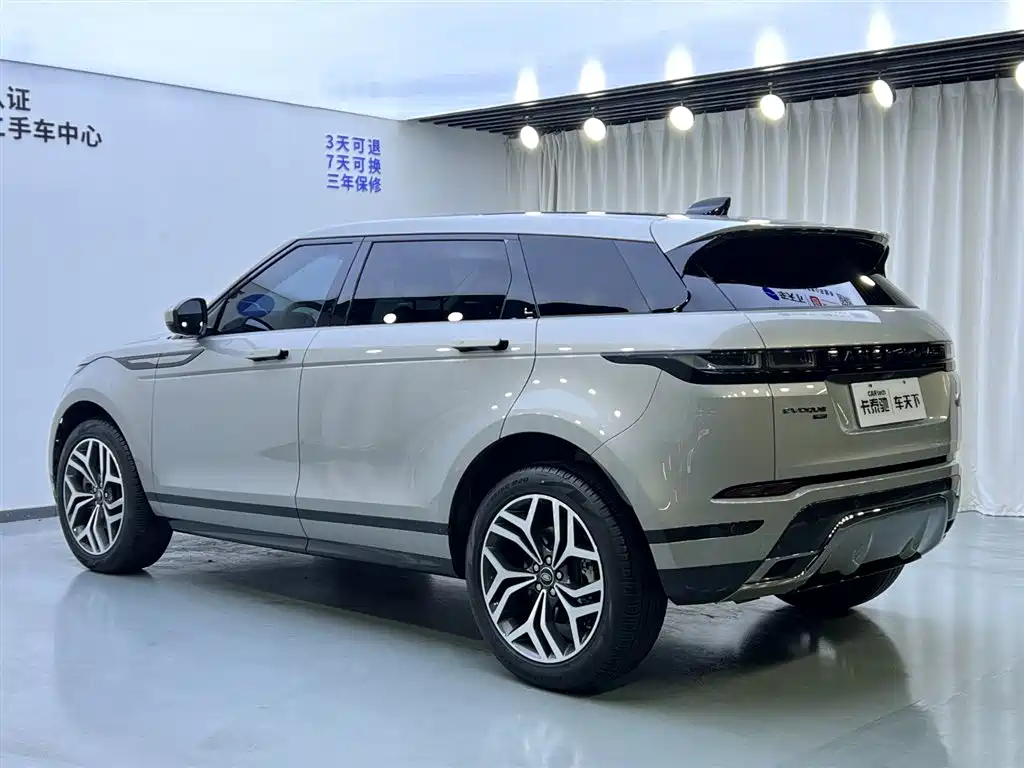Land Rover Range Rover Evoque 2023 Range Rover Evoque L 249PS Luxury Edition фото 5