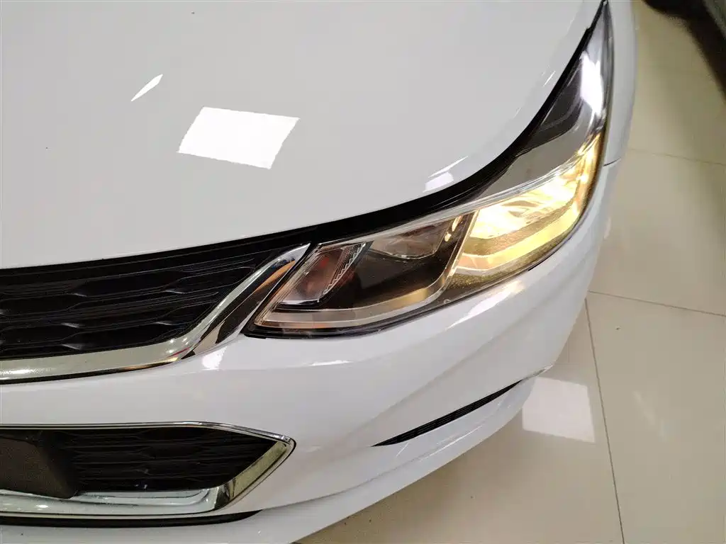 Chevrolet Cruze 2017 1.5L Automatic Pioneer Sunroof фото 24