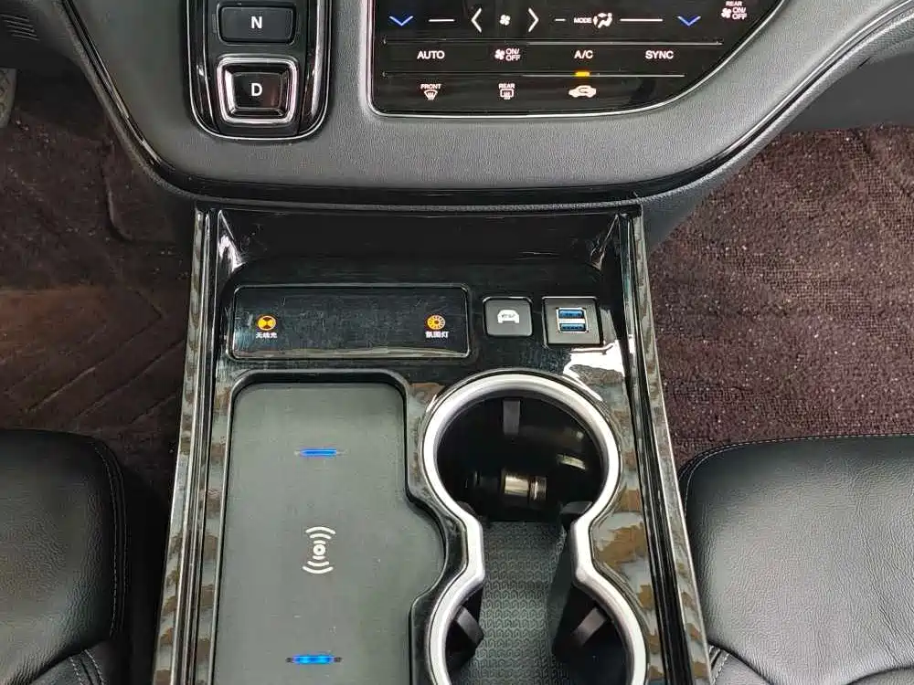 Honda Elysion 2024 2024 2.0L e:HEV Luxury Edition