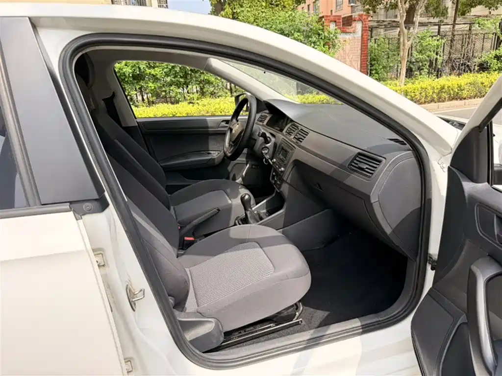 Volkswagen Santana 2019 1.5L Manual Trend China VI фото 16