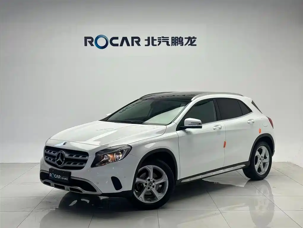 Mercedes-Benz GLA 2017 GLA 200 Dynamic