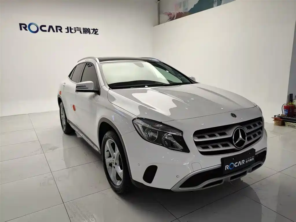 Mercedes-Benz GLA 2017 GLA 200 Dynamic фото 20