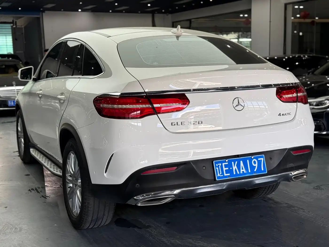 Mercedes-Benz GLE Coupe 2016 2015 GLE 320 4MATIC Coupe SUV
