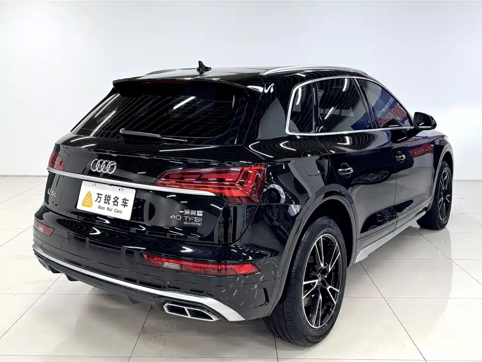 Audi Q5L 2023 40T Fashion Dynamic фото 3