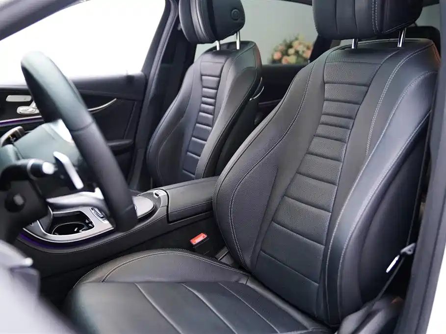 Mercedes-Benz E-Class 2019 E 300 L Sport Fashion фото 8