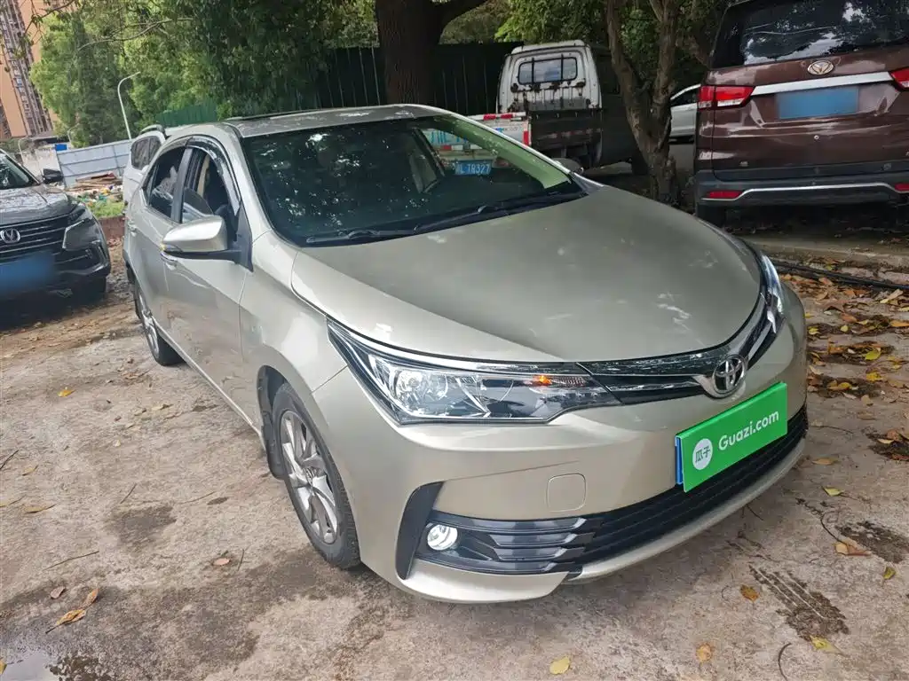 Toyota Corolla 2017 Facelift 1.2T S-CVT GL-i Leather Edition фото 4