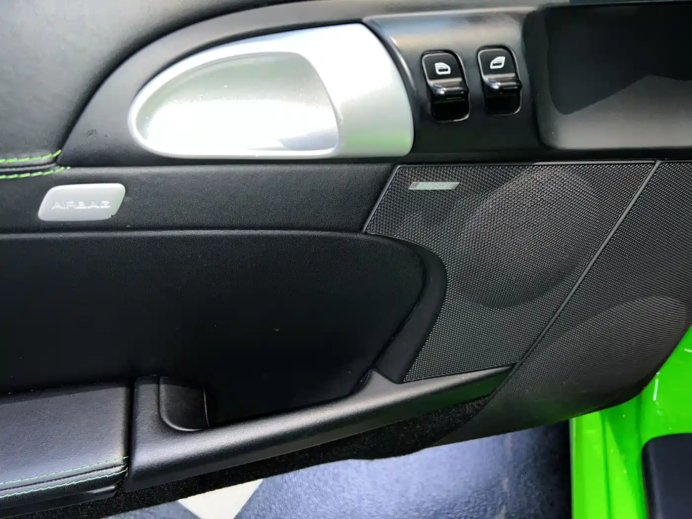 Porsche Cayman 2009 Cayman 2.9L фото 18