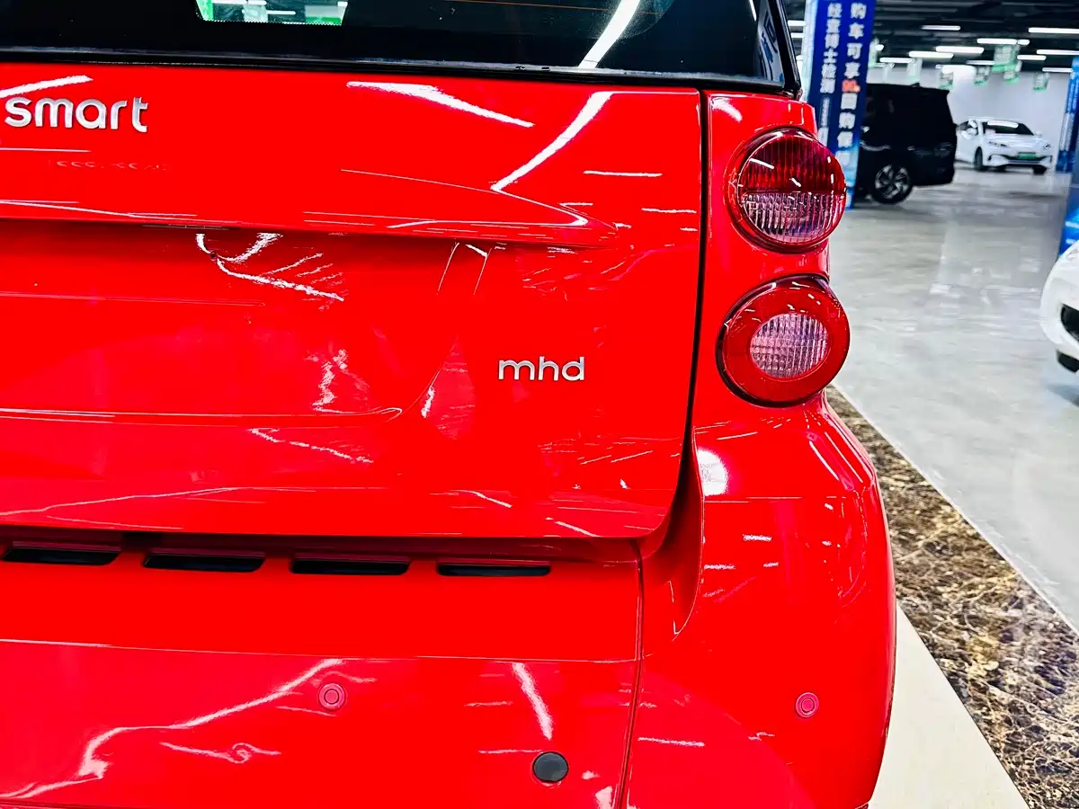 smart fortwo 2013 2013 1.0 MHD New Year Special Edition