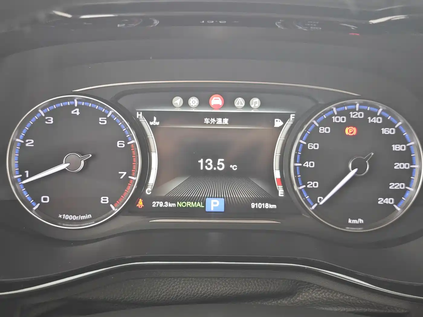 GAC Trumpchi Trumpchi M8 2018 320T Premium Edition фото 33