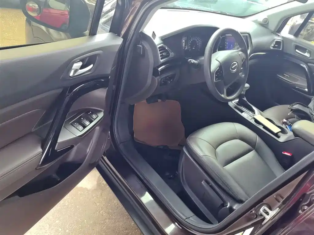 GAC Trumpchi Trumpchi GS4 2017 235T Automatic 2WD Elite фото 9
