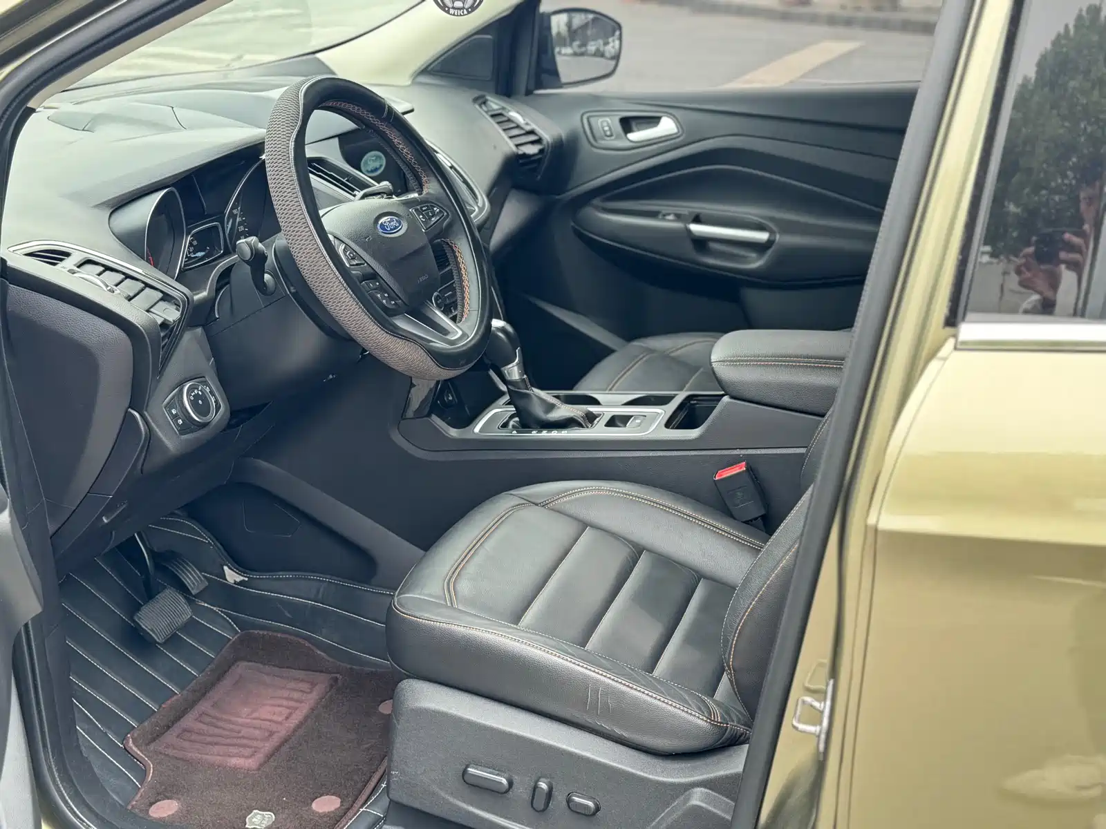 Фото 3 - Ford Kuga