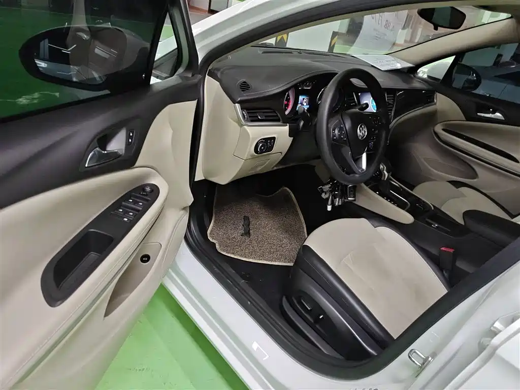 Buick Verano 2019 Sedan 15S Auto Leading фото 16