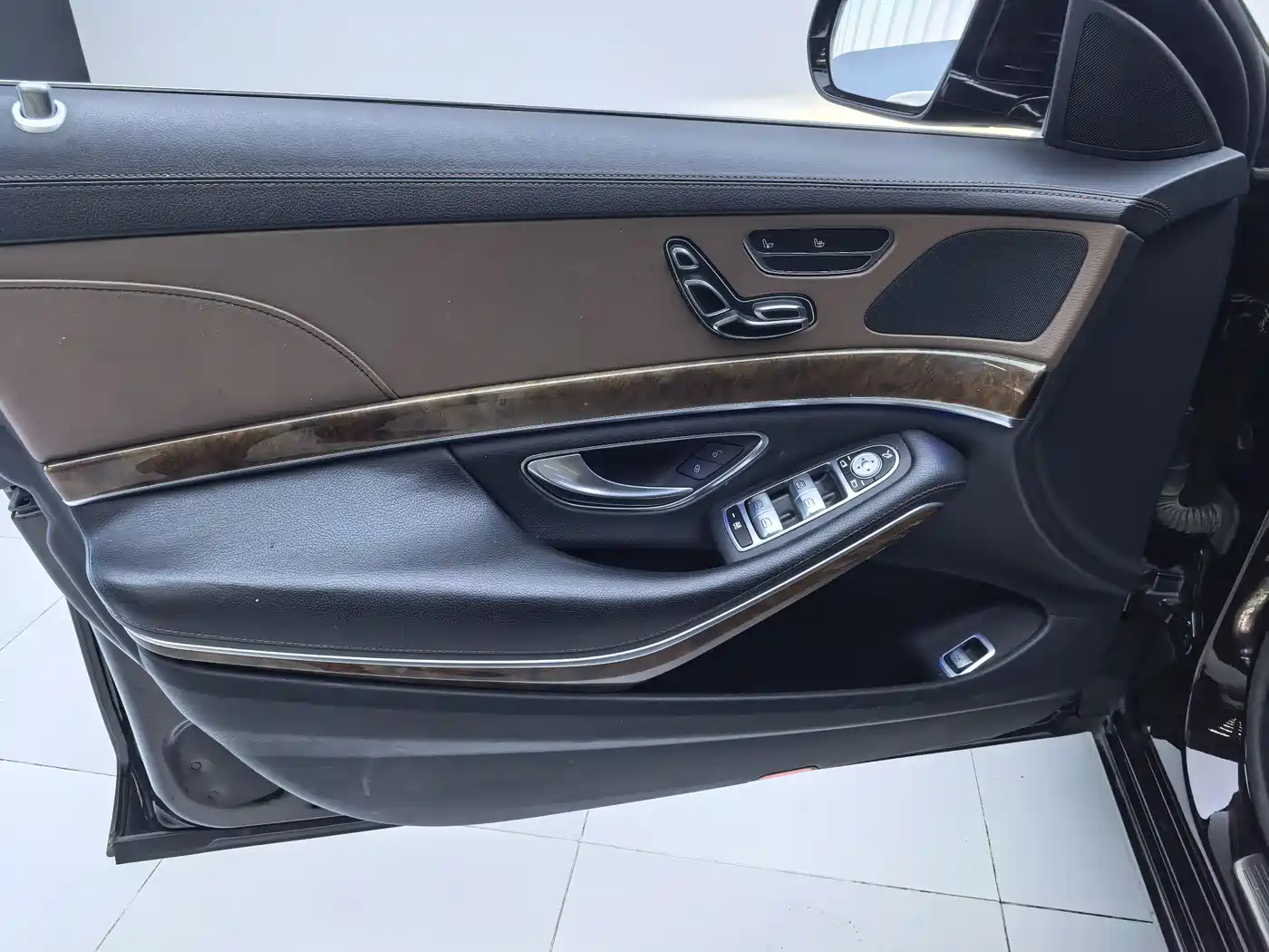 Mercedes-Benz S-Class 2014 S 400 L Luxury фото 10