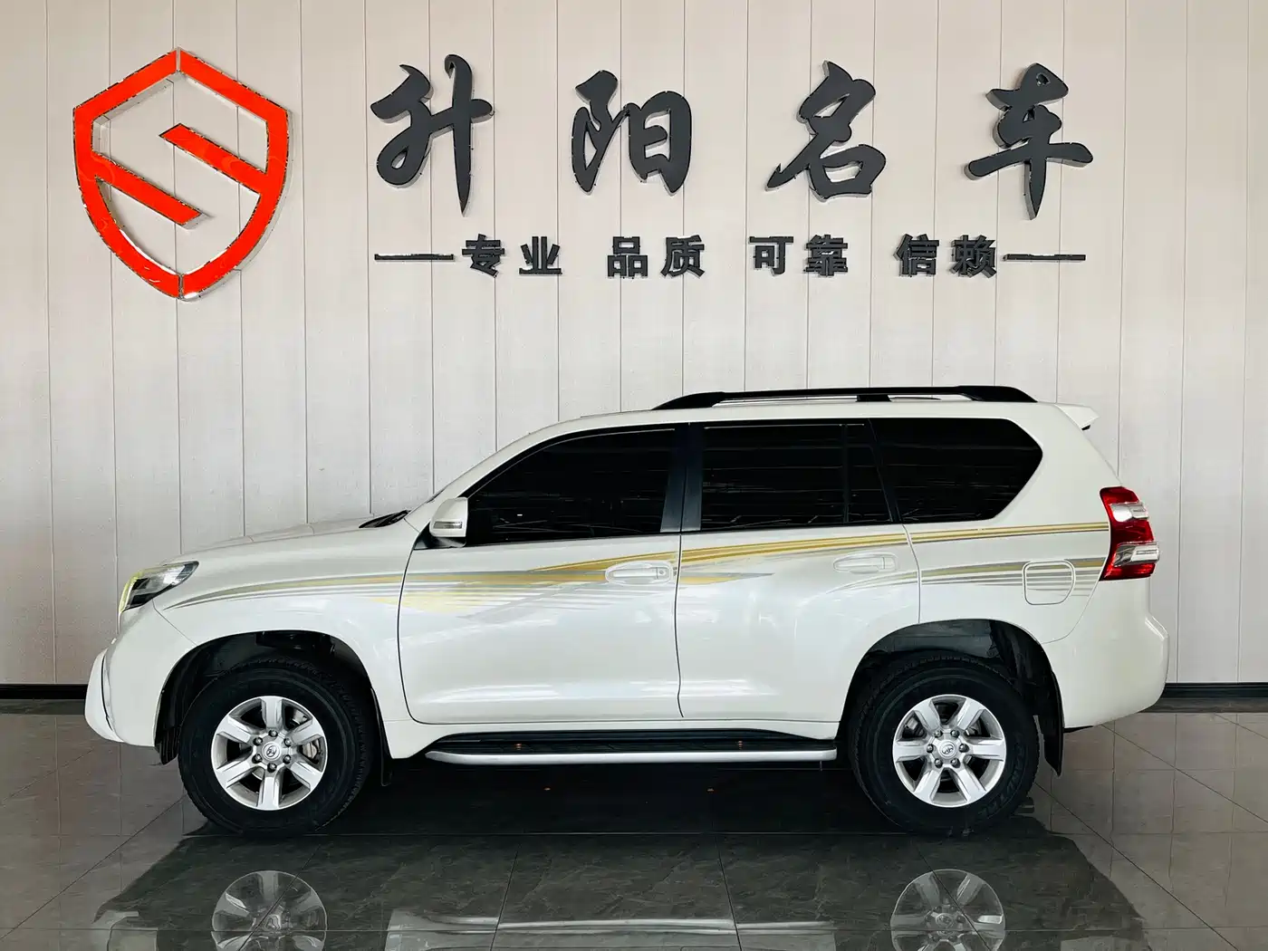 Toyota Prado 2016 3.5L Auto TX-L фото 3