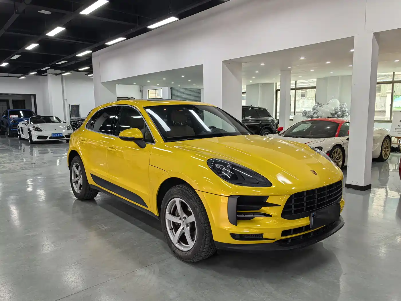 Porsche Macan 2018 Macan 2.0T фото 3