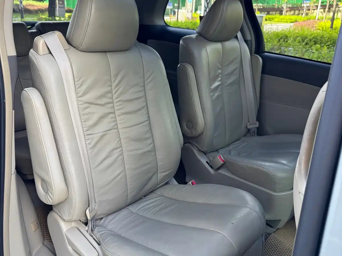 Toyota Previa 2009 2006 Model 2.4L 7-Seater Luxury Edition