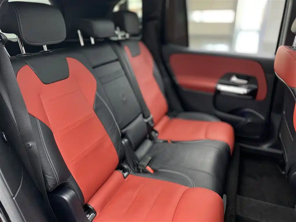 MERCEDES-BENZ GLB AMG