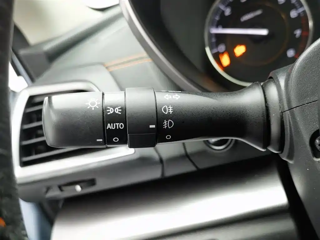 Subaru XV 2018 2.0i AWD Limited EyeSight фото 21