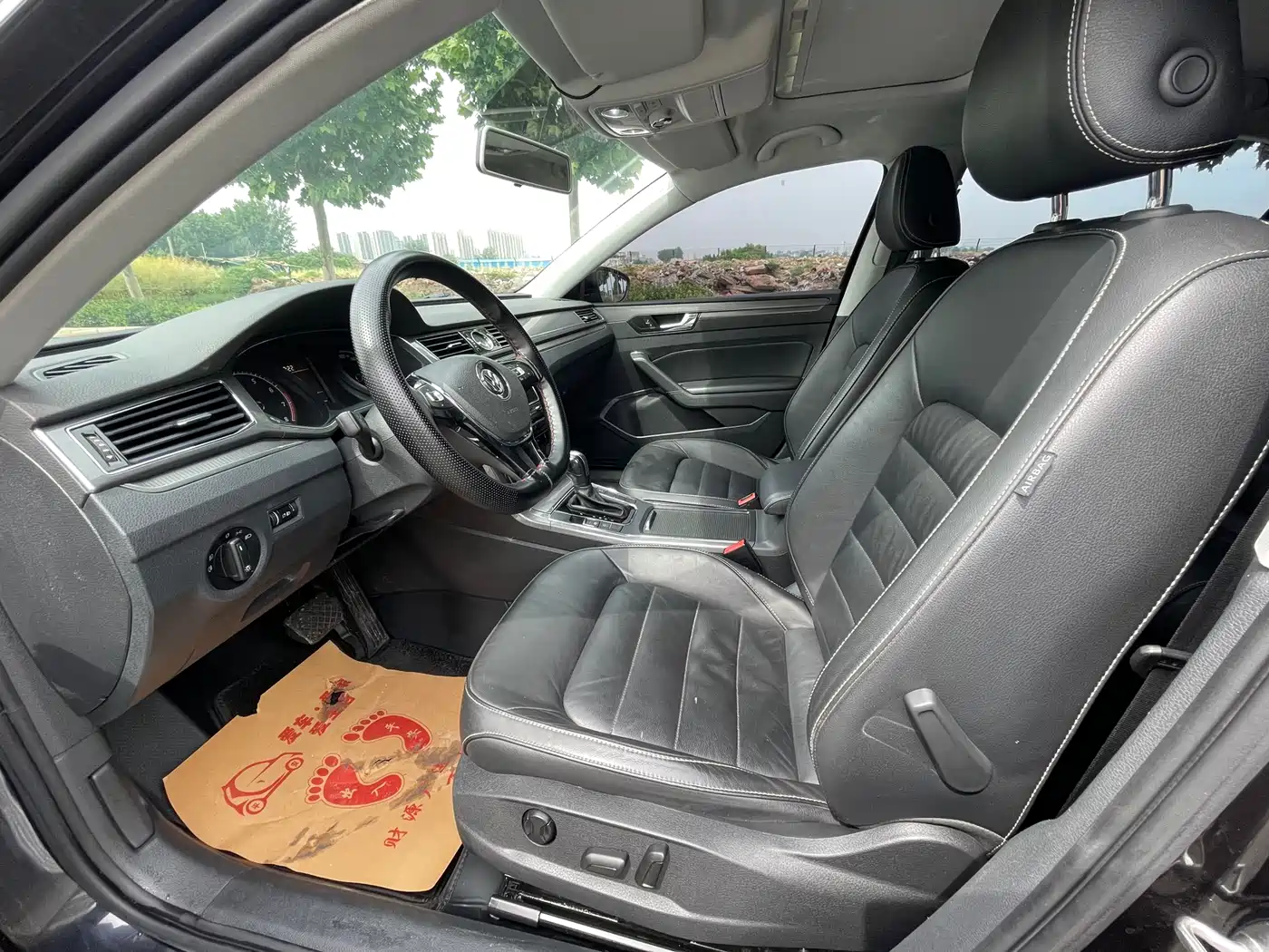 Volkswagen Passat 2017 330TSI DSG Prestige фото 4
