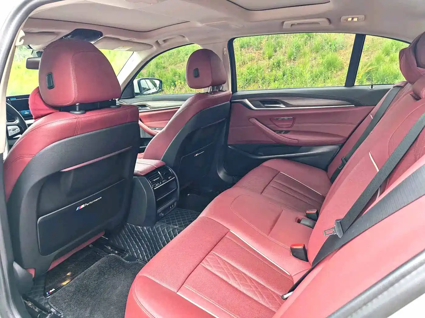 BMW 5 Series New Energy 2022 535Le Luxury Package фото 6