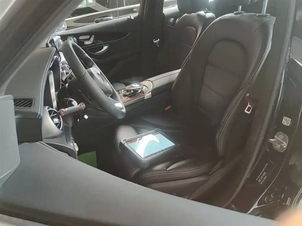 Mercedes-Benz GLC 2017 GLC 260 4MATIC Luxury фото 15