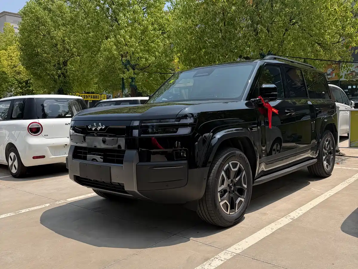 Fang Cheng Bao Titanium 7 2026 2025 200KM Front-Wheel Drive Max Edition