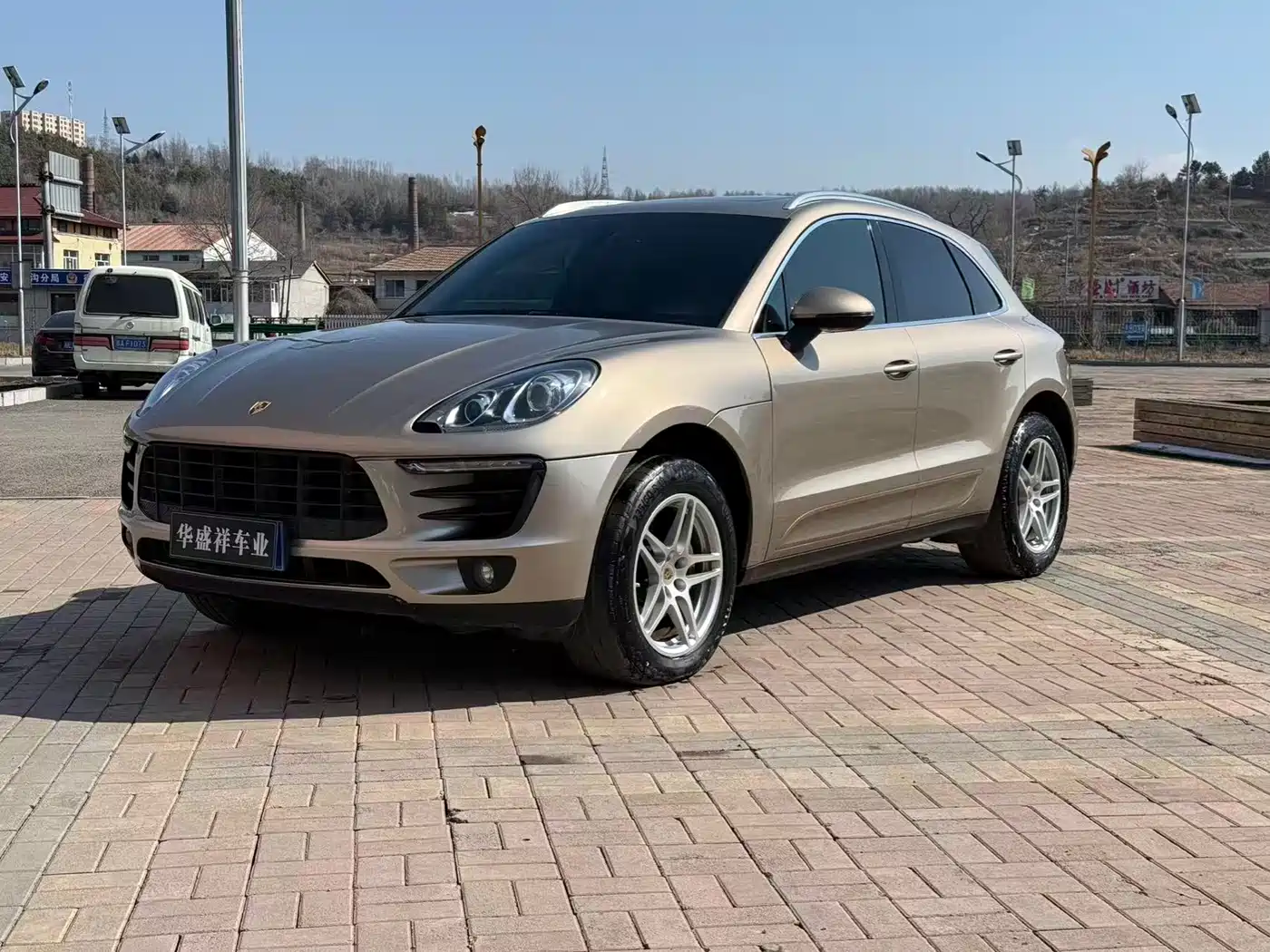 Porsche Macan 2014 Macan 2.0T фото 2