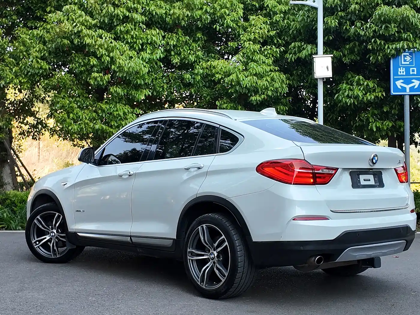 BMW X4 2014 xDrive20i X Design Package фото 5