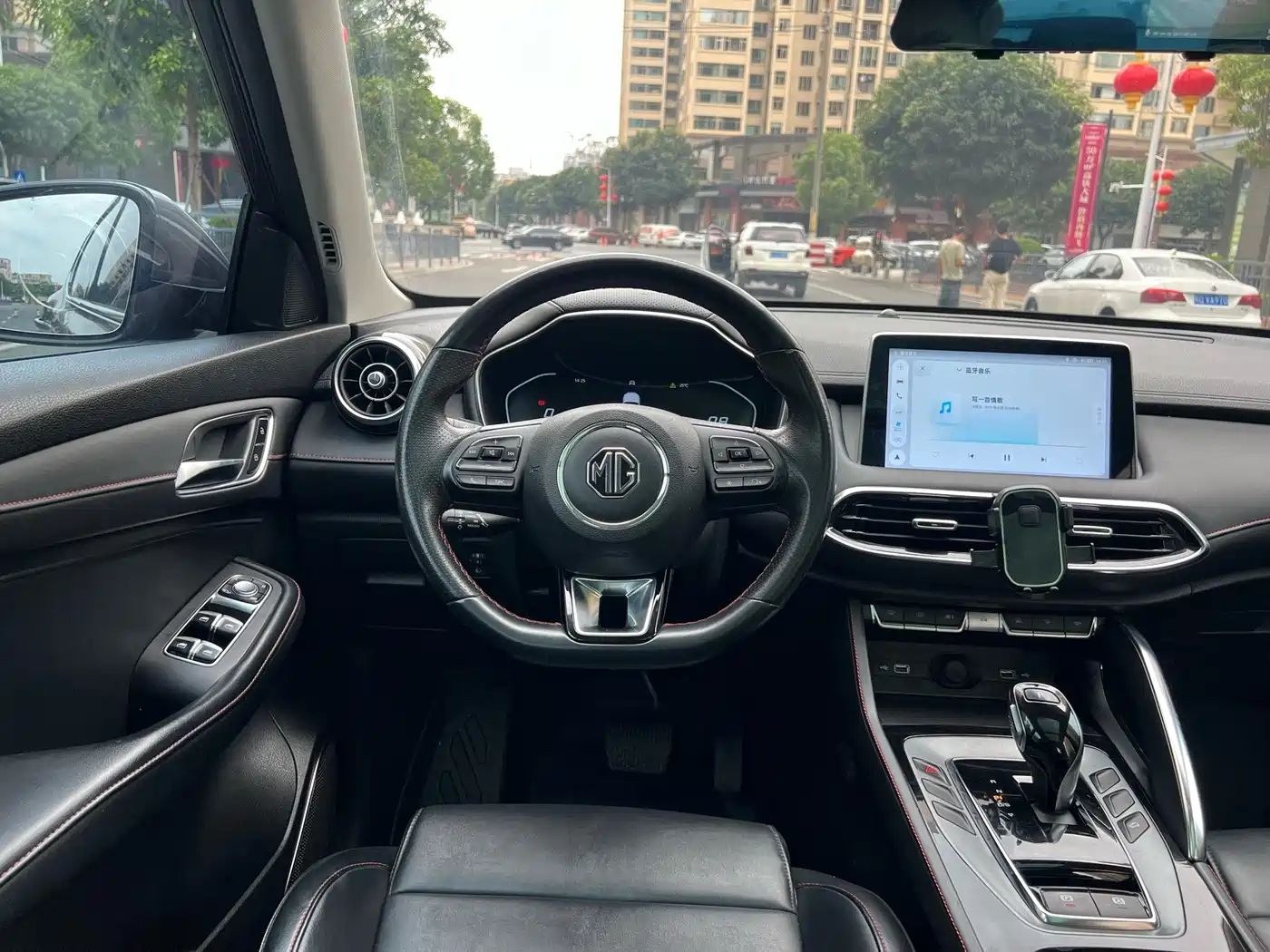 MG Pilot 2021 2021 300TGI Automatic 2WD Randong Luxury Edition