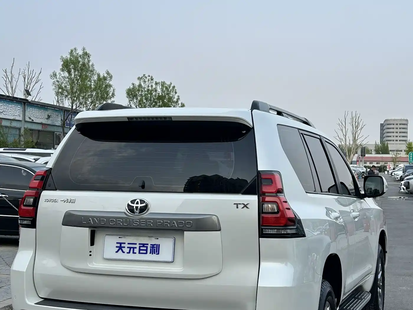 Toyota Prado 2018 3.5L Auto TX фото 4