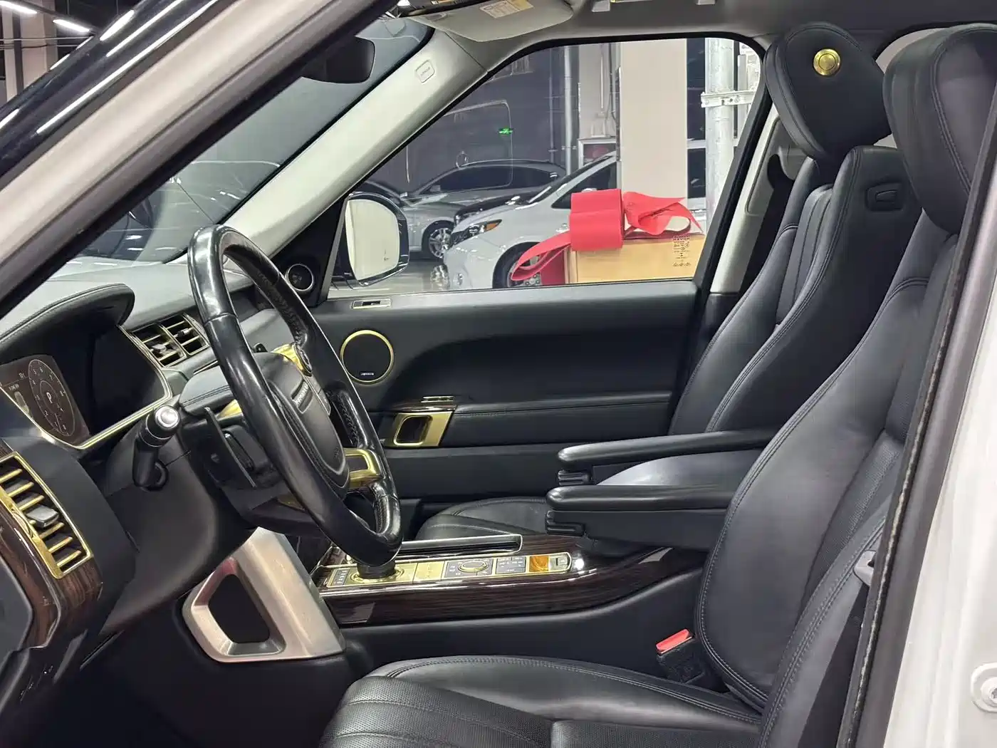 Land Rover Range Rover 2017 3.0 SC V6 Vogue фото 9