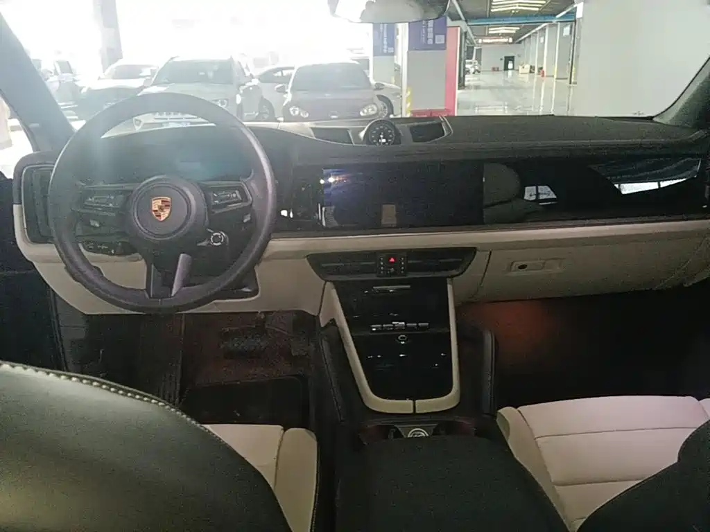 Porsche Cayenne 2026 2025 Cayenne 3.0T Dream Chaser Edition
