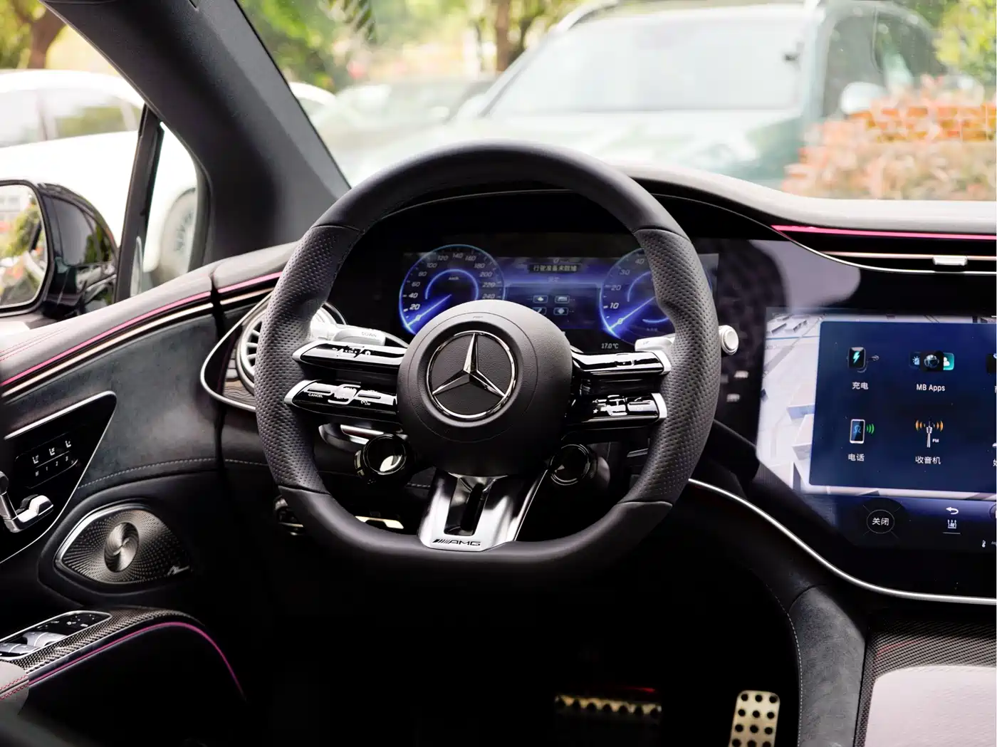 MERCEDES-BENZ EQS AMG