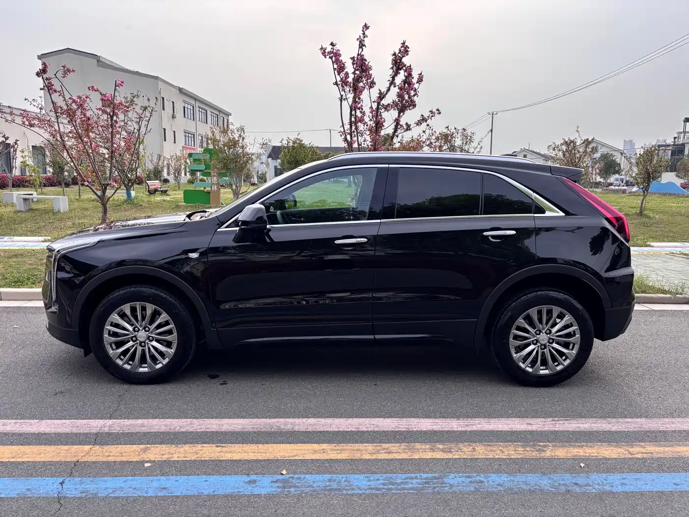 CADILLAC XT4